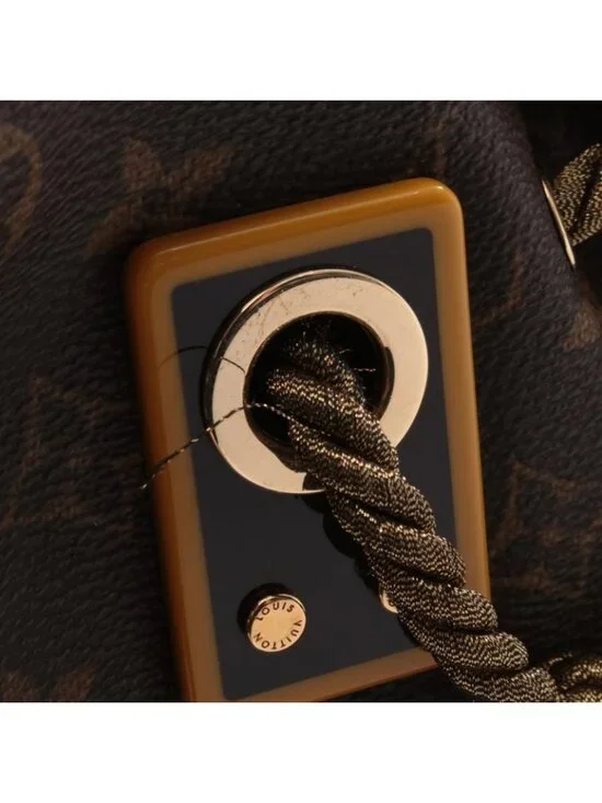 Louis Vuitton Shoulder Bag Kalahari GM Canvas Leather - Picture 8 of 8